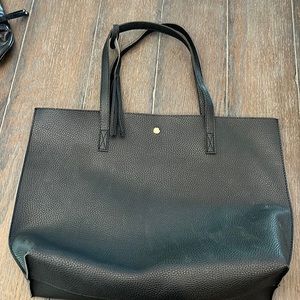 Black pebbled tote bag